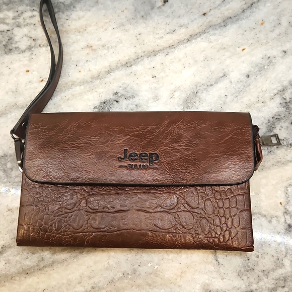 JEEP BULUO Mens  unisex Brown Leather Bag - Picture 1 of 10